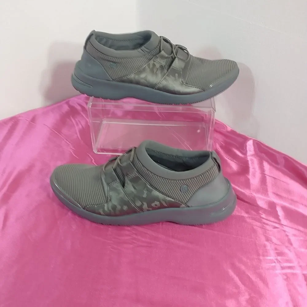 Bzees shoes womens